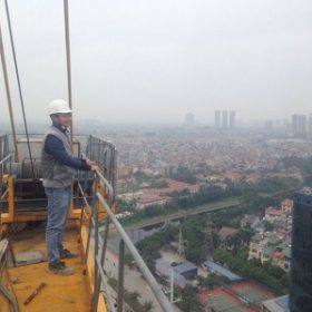 Kỹ sư Tiến Tới
